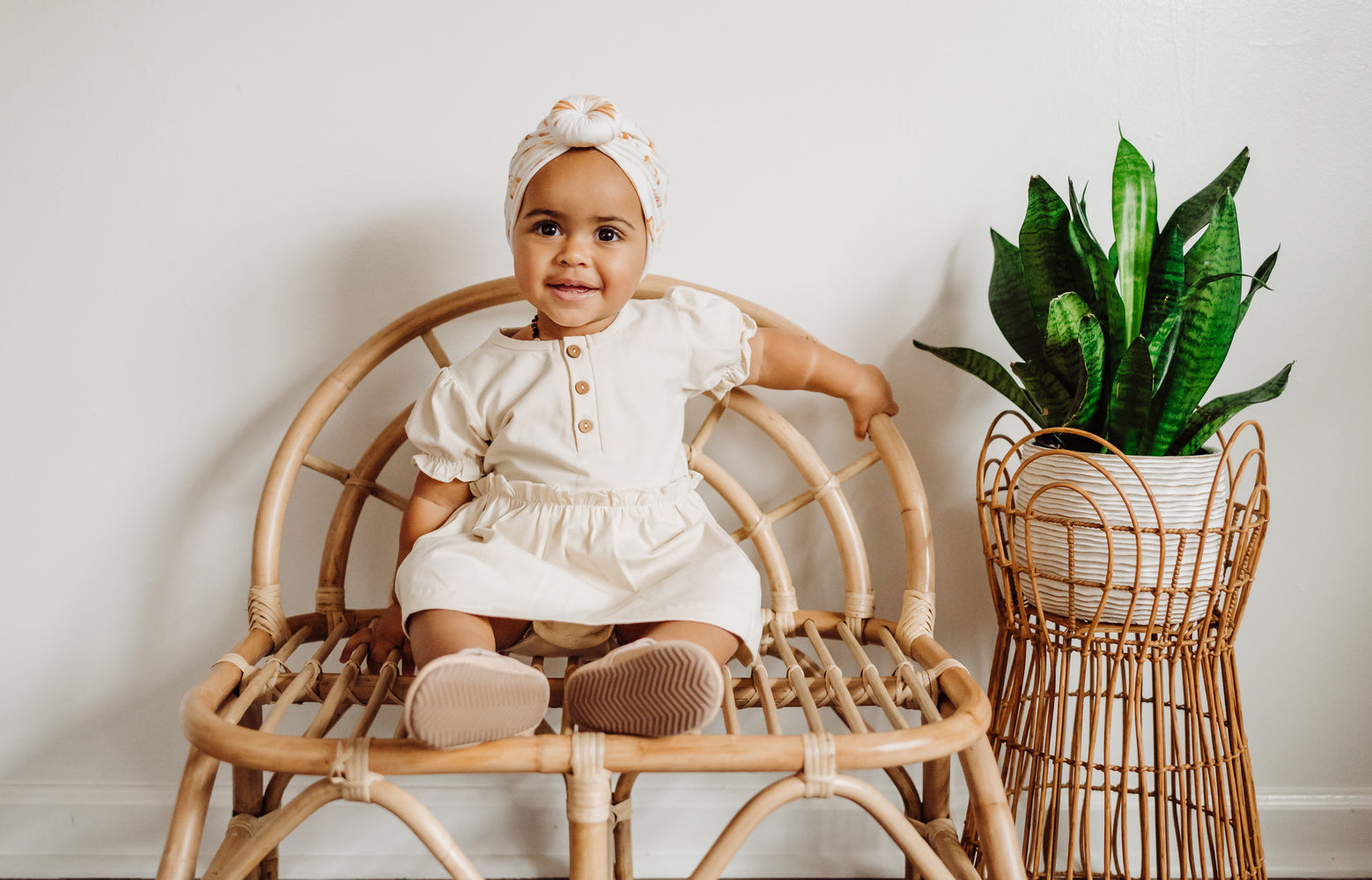 Organic baby clothes. Modern baby clothes. Black owned business. Baby dresses. Neutral baby Clothing. Newborn baby clothes. Neutral baby styles. Baby outfit inspo