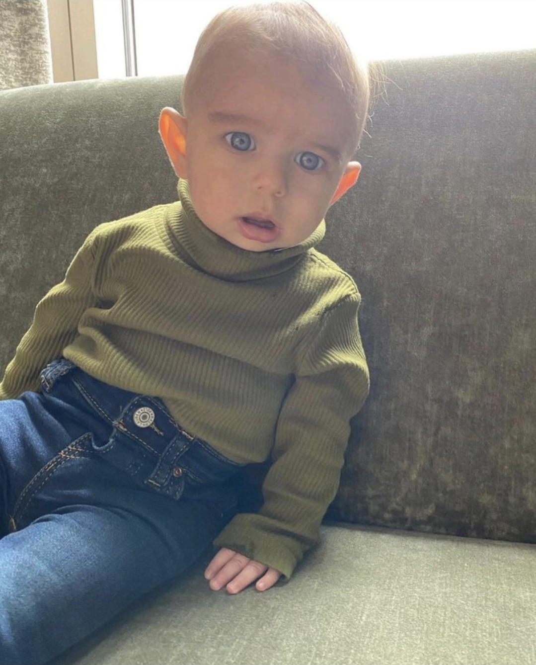 organic baby bodysuit, organic turtleneck bodysuit, organic long sleeve onesie, lucy lue organics baby bodysuit
long sleeve baby bodysuit
baby onesie long sleeve
warm baby outfit
baby winter bodysuit
infant onesie long sleeve