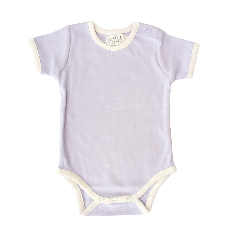 Organic 2-tone short sleeve bodysuit by Lucy Lue Organics. If you are looking for organic baby clothes, Lucy Lue Organics is the best baby brand. Retro baby bodysuit. Modern organic baby clothing. Soft baby clothes. Organic rompers in gender neutral colors. gender neutral baby clothes. Unisex baby clothes. Organic Cotton Onesies. Made with 100% GOTS-certified organic cotton.